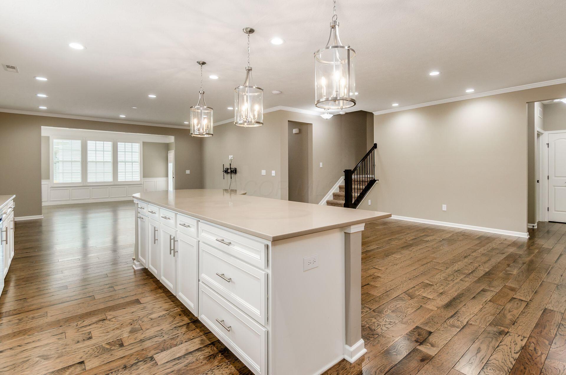 7839 Eastcross Drive, New Albany, Ohio image 10