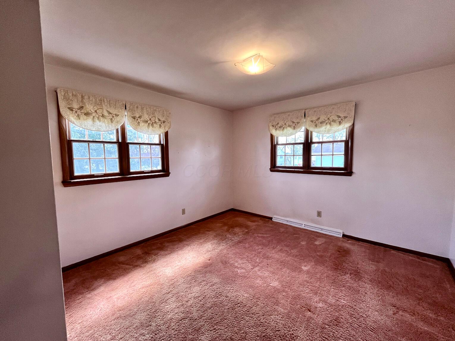 379 Lynwood Lane, Lancaster, Ohio image 10