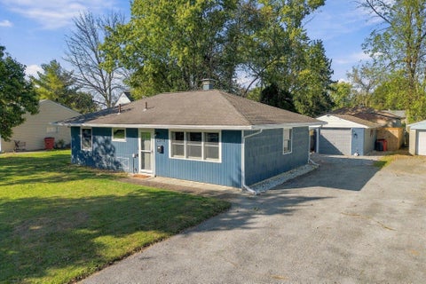Photo of 2970 Wendy Lane, Grove City, OH 43123 (MLS # 226040651)