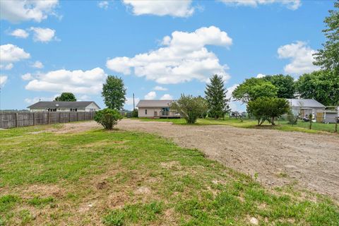 Tiny photo for 7725 White Oak Road NE, Bloomingburg, OH 43106 (MLS # 226028096)