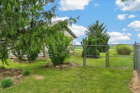 Tiny photo for 7725 White Oak Road NE, Bloomingburg, OH 43106 (MLS # 226028096)