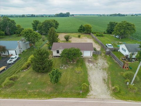 Tiny photo for 7725 White Oak Road NE, Bloomingburg, OH 43106 (MLS # 226028096)