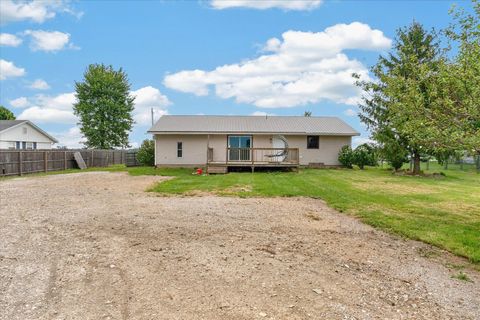 Tiny photo for 7725 White Oak Road NE, Bloomingburg, OH 43106 (MLS # 226028096)