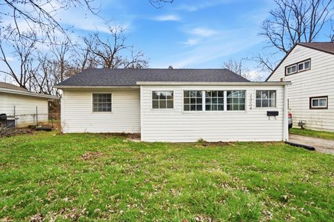 Photo of 2054 Jermain Drive, Columbus, OH 43219 (MLS # 226007110)