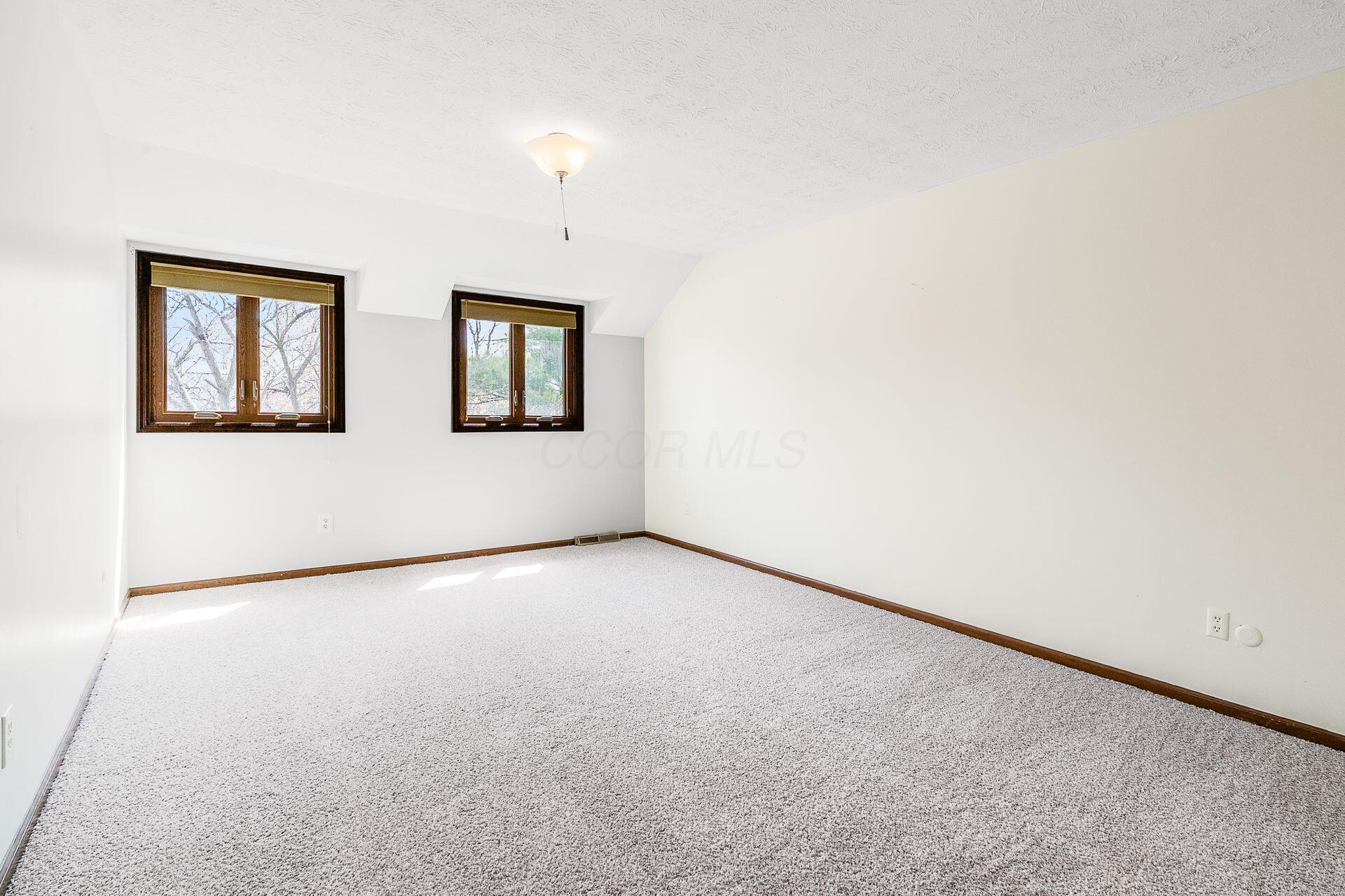 3388 Noreen Drive, Columbus, Ohio image 35