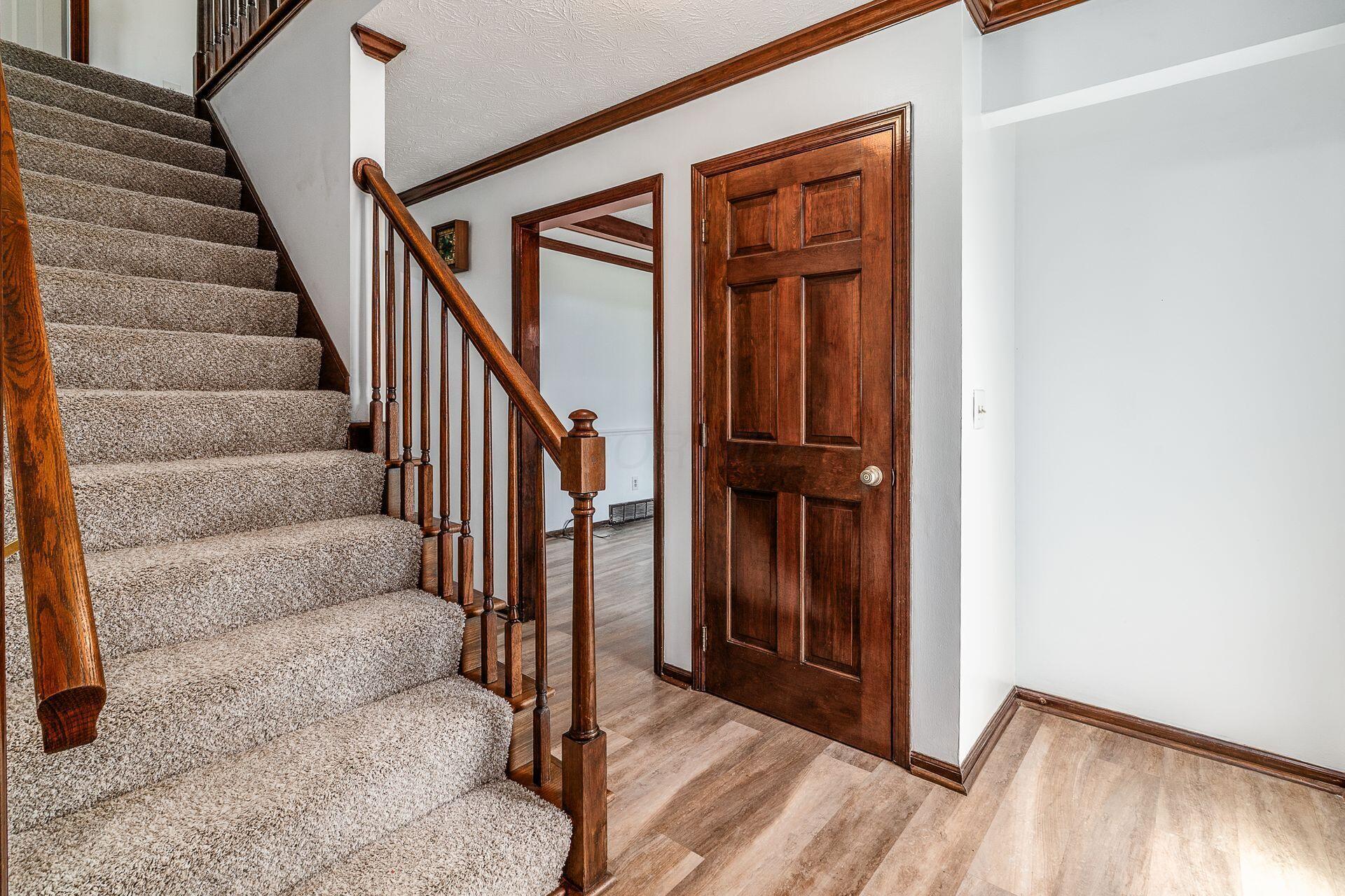 3388 Noreen Drive, Columbus, Ohio image 2