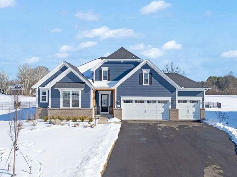 Photo of 3151 Stogen Court, Delaware, OH 43015 (MLS # 226000333)