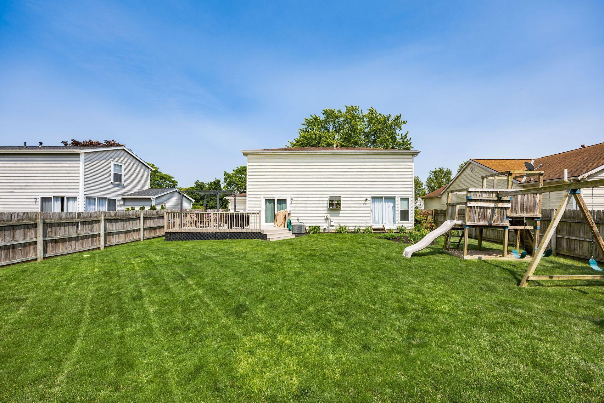 5999 Waterview Drive, Hilliard, Ohio image 38
