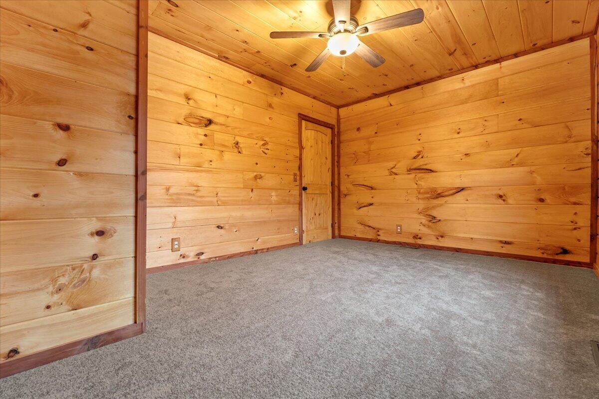 316 Ridgewood Boulevard, Belpre, Ohio image 23