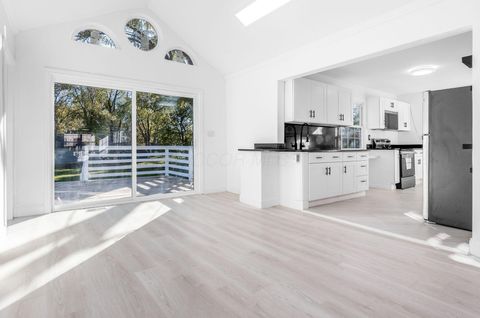 Tiny photo for 503 Ashwood Road, Columbus, OH 43207 (MLS # 225040984)