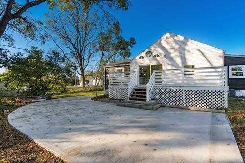 Tiny photo for 503 Ashwood Road, Columbus, OH 43207 (MLS # 225040984)