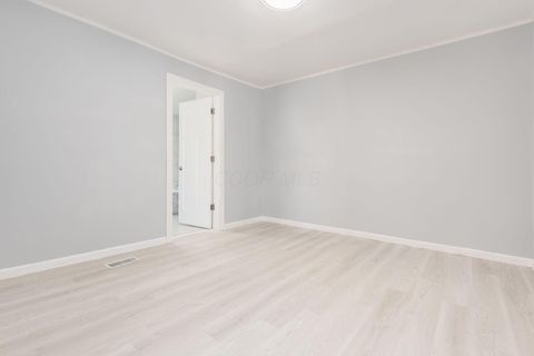 Tiny photo for 503 Ashwood Road, Columbus, OH 43207 (MLS # 225040984)