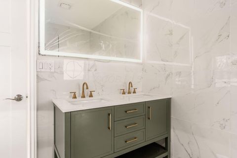 Tiny photo for 503 Ashwood Road, Columbus, OH 43207 (MLS # 225040984)