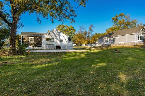 Tiny photo for 503 Ashwood Road, Columbus, OH 43207 (MLS # 225040984)