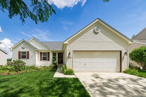 Photo of 983 Wallace Drive, Delaware, OH 43015 (MLS # 226022313)