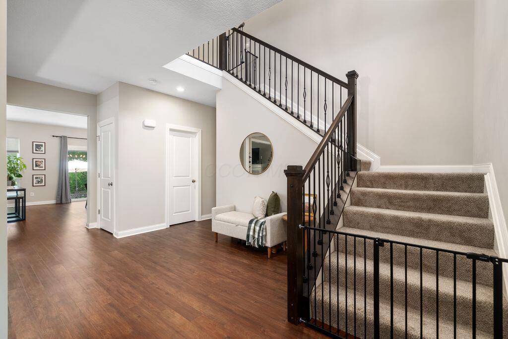 1211 Mcclish Court, Grove City, Ohio image 3