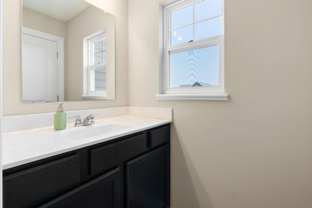1211 Mcclish Court, Grove City, Ohio image 28
