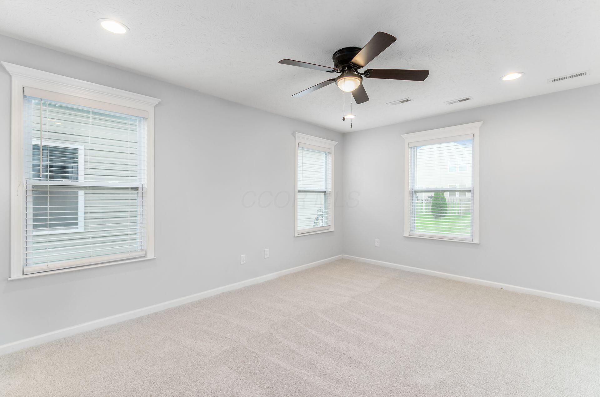 312 Kear Street, Lockbourne, Ohio image 6