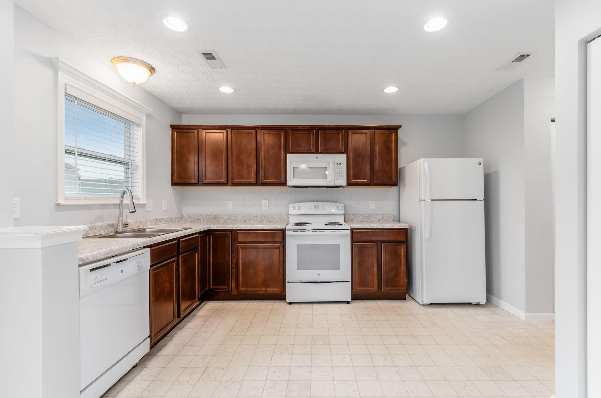 312 Kear Street, Lockbourne, Ohio image 11