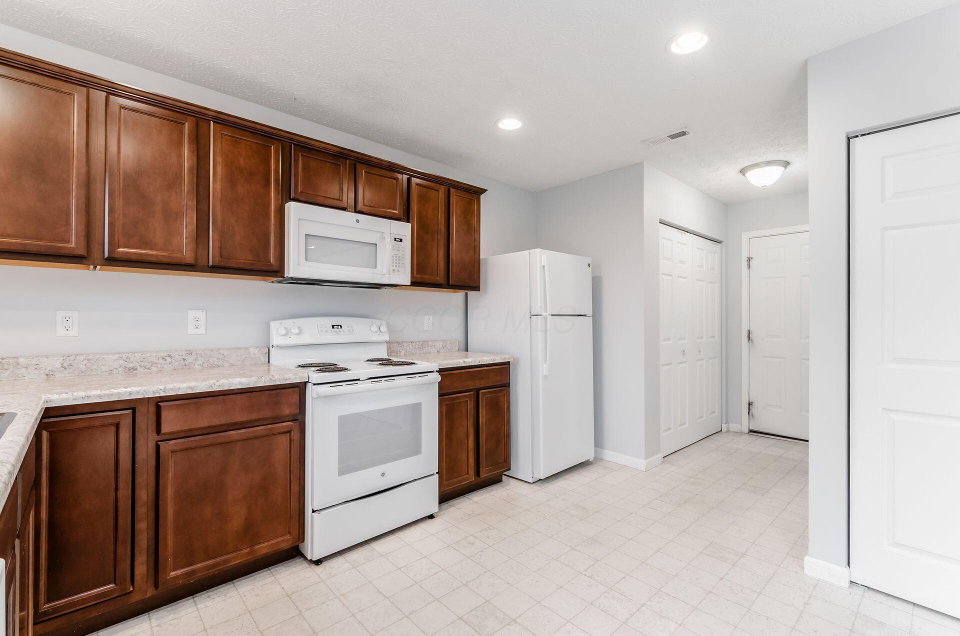 312 Kear Street, Lockbourne, Ohio image 12