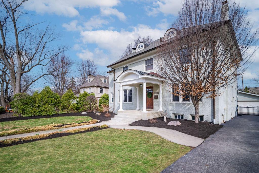 Columbus, Ohio 43212, United States, 5 Bedrooms Bedrooms, ,3 BathroomsBathrooms,Residential,Active,94657