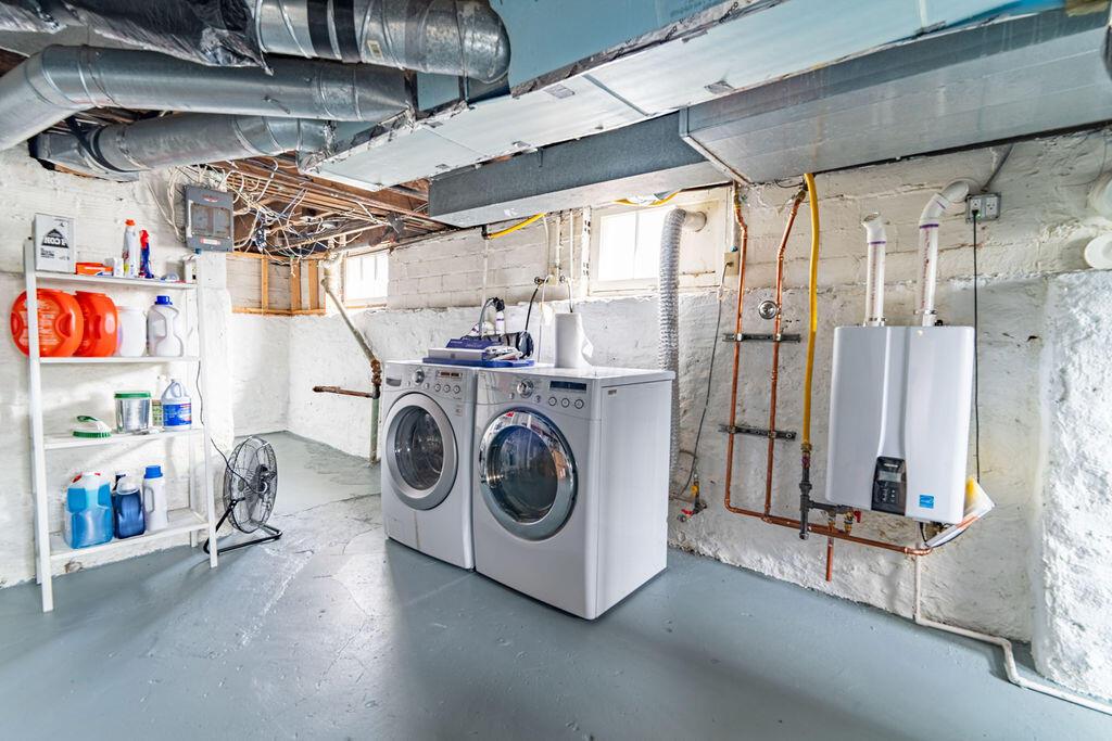 Columbus, Ohio 43212, United States, 5 Bedrooms Bedrooms, ,3 BathroomsBathrooms,Residential,Active,94657