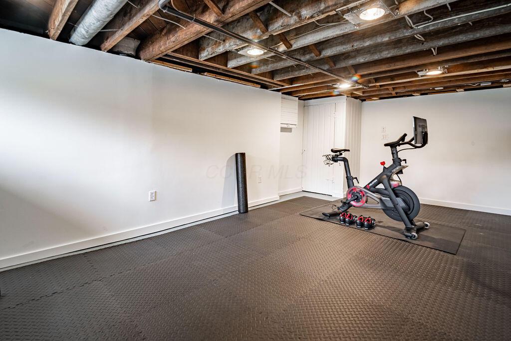 Columbus, Ohio 43212, United States, 5 Bedrooms Bedrooms, ,3 BathroomsBathrooms,Residential,Active,94657