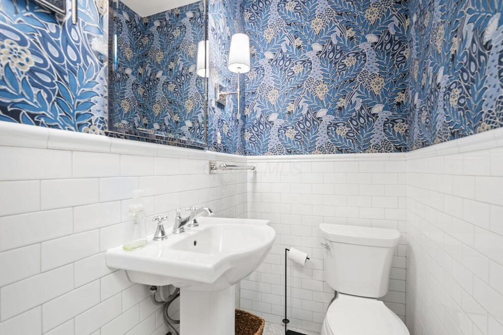 Columbus, Ohio 43212, United States, 5 Bedrooms Bedrooms, ,3 BathroomsBathrooms,Residential,Active,94657