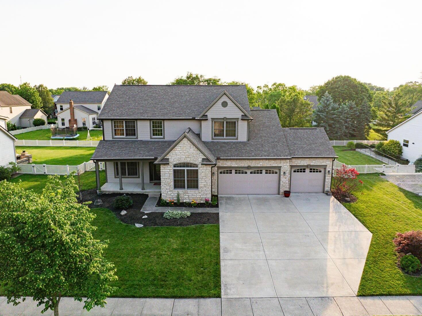 3161 Walkerview Drive, Hilliard, Ohio image 2