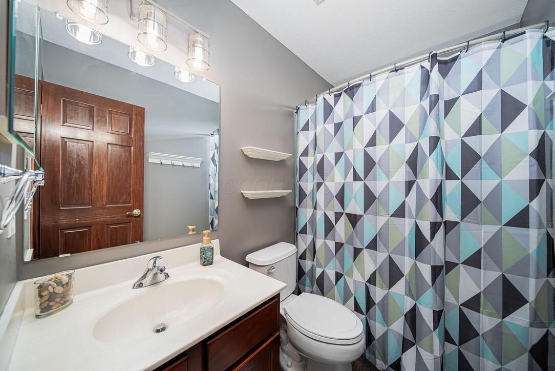 3161 Walkerview Drive, Hilliard, Ohio image 31