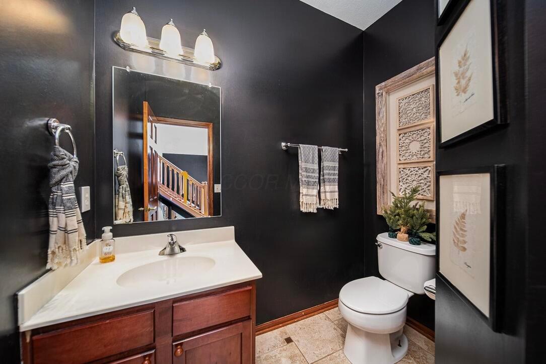 3161 Walkerview Drive, Hilliard, Ohio image 13