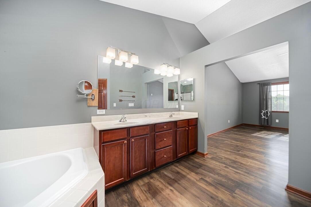 3161 Walkerview Drive, Hilliard, Ohio image 39
