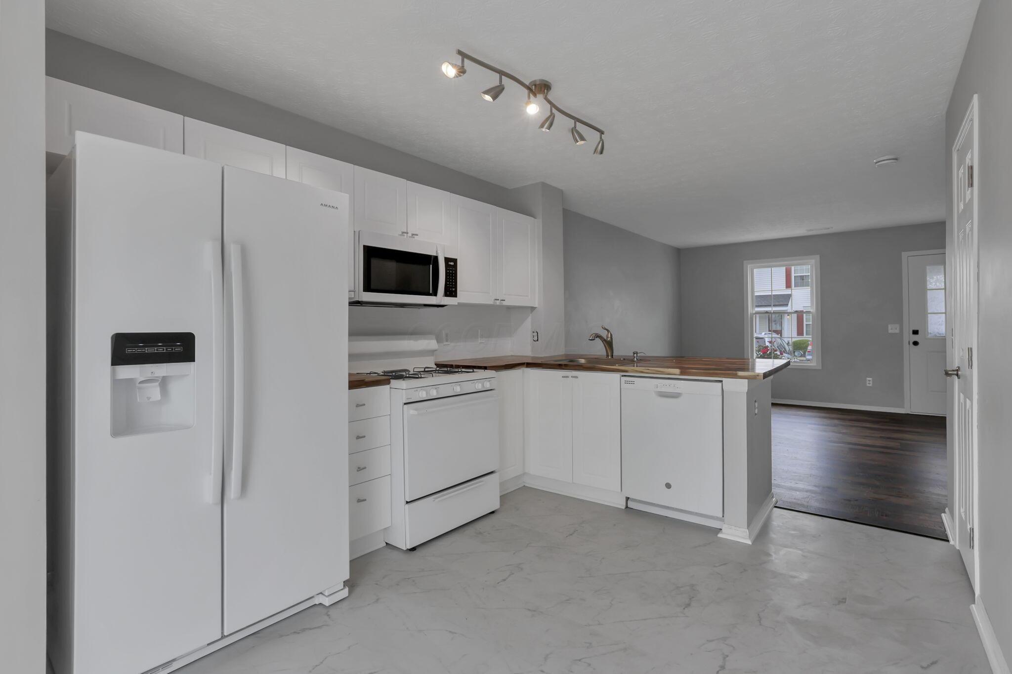 6022 Brice Park Drive #17D, Canal Winchester, Ohio image 10