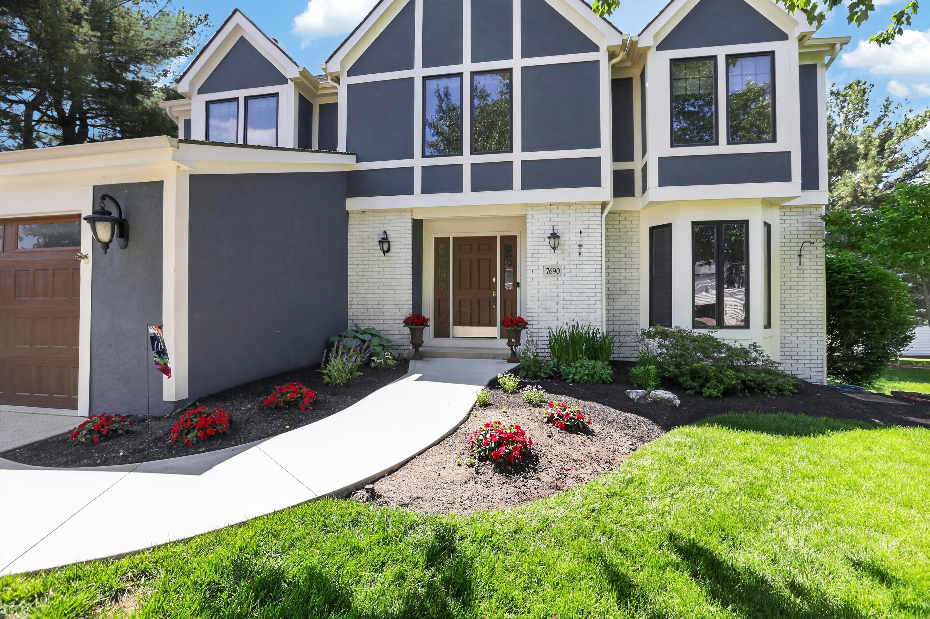 7690 Godfrey Circle