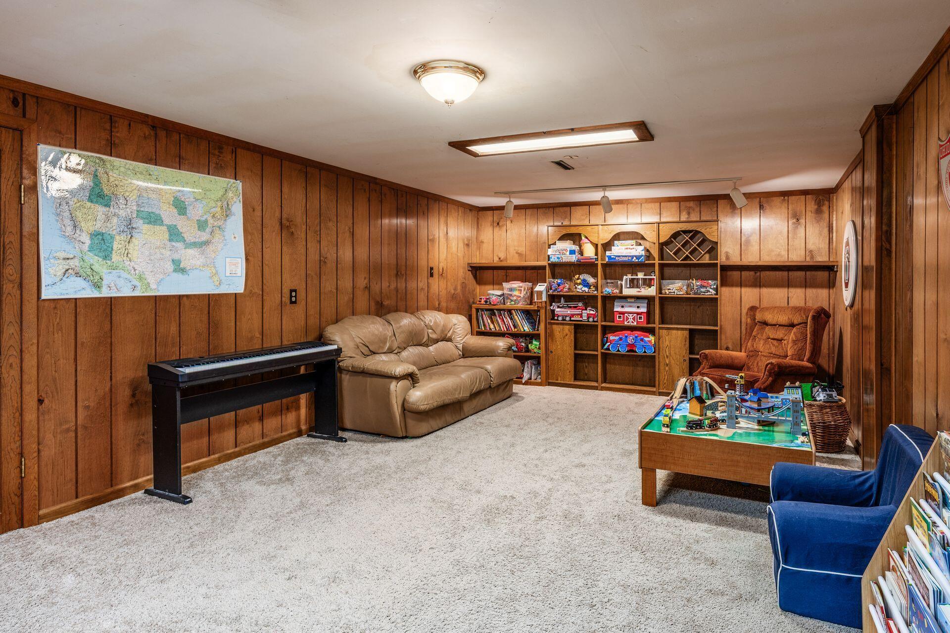 1371 Reymond Road, Columbus, Ohio image 32