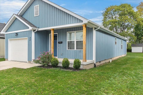 Tiny photo for 32 Maple Street, Jeffersonville, OH 43128 (MLS # 226040320)