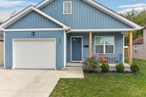 Photo of 32 Maple Street, Jeffersonville, OH 43128 (MLS # 226040320)