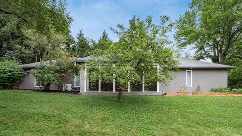 Photo of 2830 Silver Street, Granville, OH 43023 (MLS # 225022579)