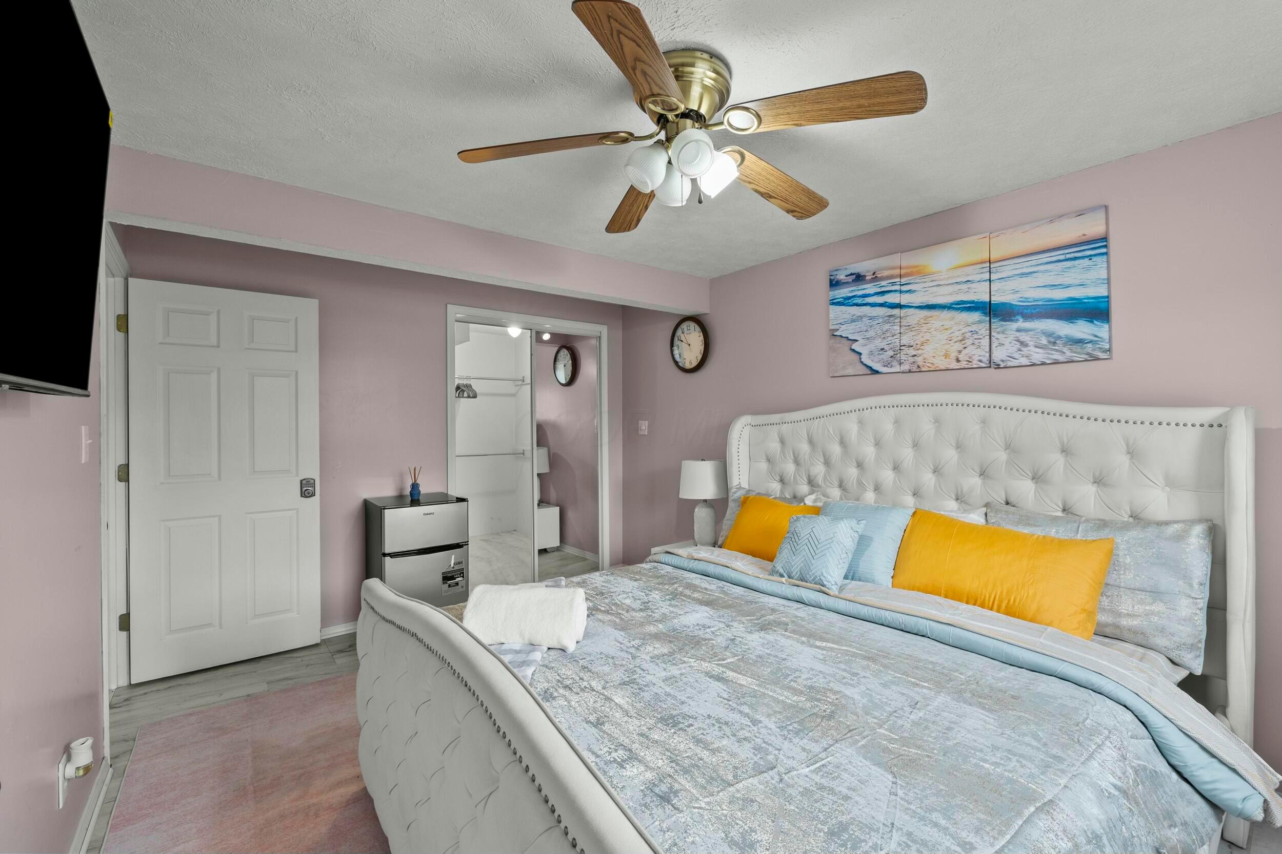 2645 Blue Rock Boulevard, Grove City, Ohio image 13