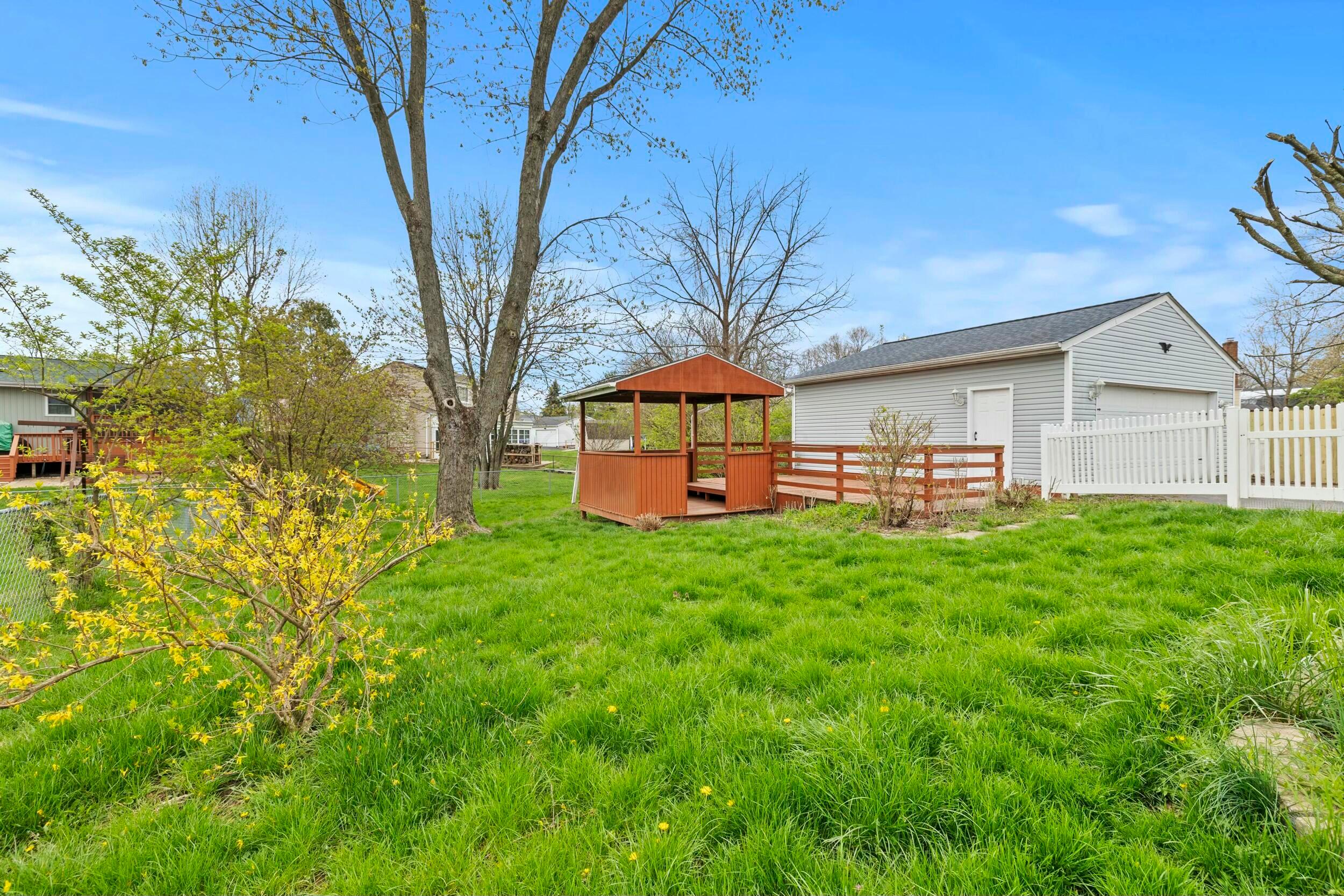 2645 Blue Rock Boulevard, Grove City, Ohio image 40