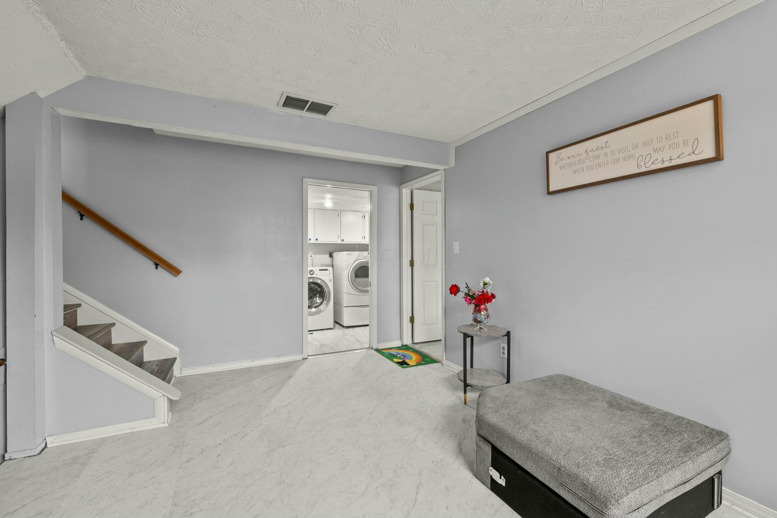 2645 Blue Rock Boulevard, Grove City, Ohio image 15