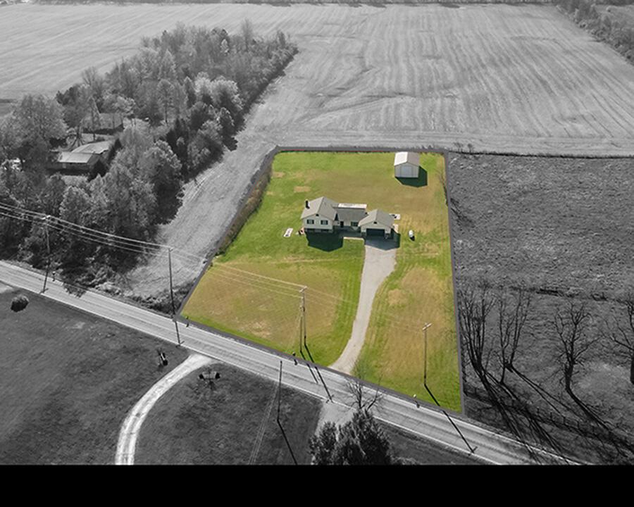 12099 Duncan Plains Road NW