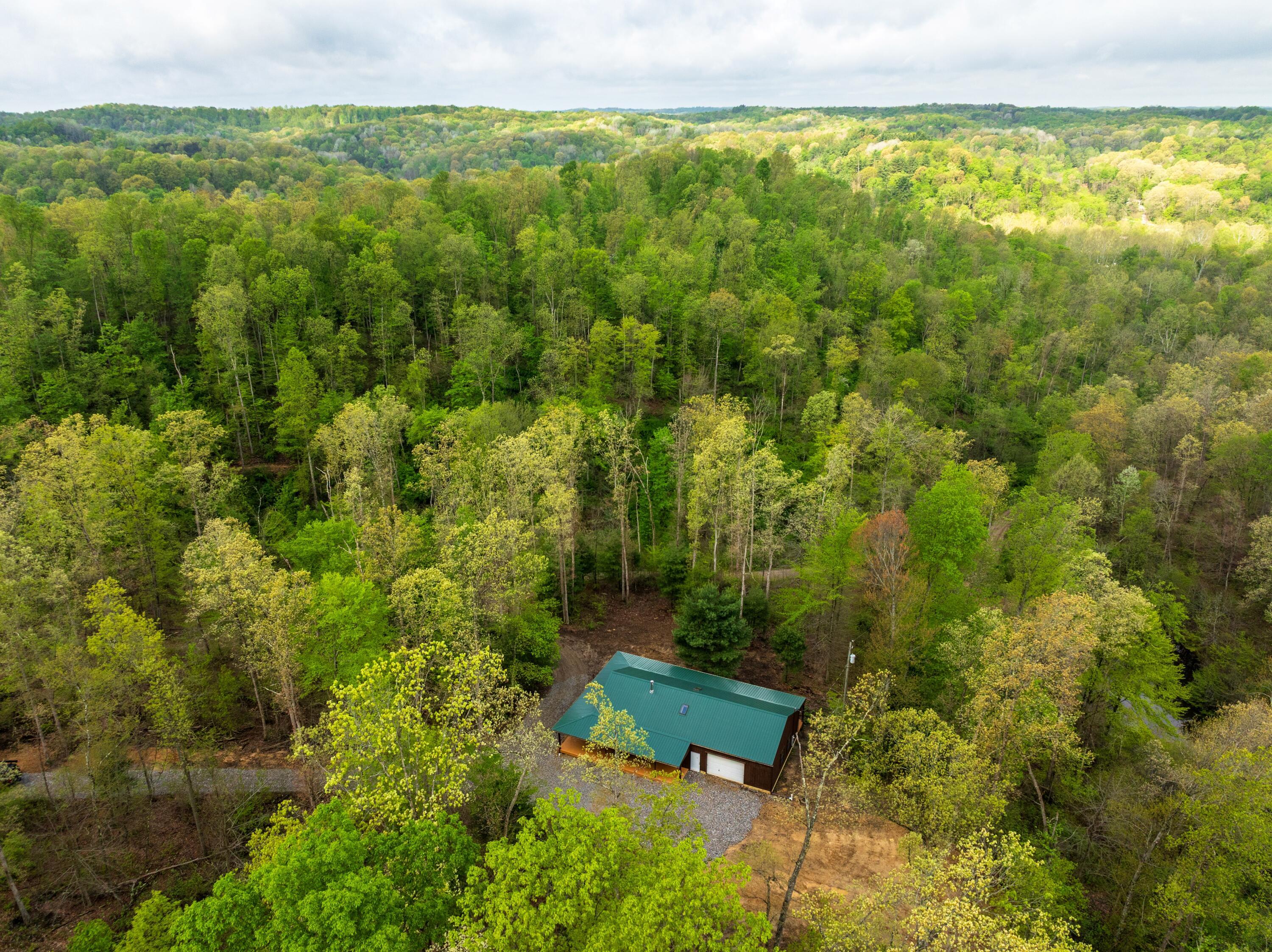 36472 Kern Road, Nelsonville, Ohio image 4