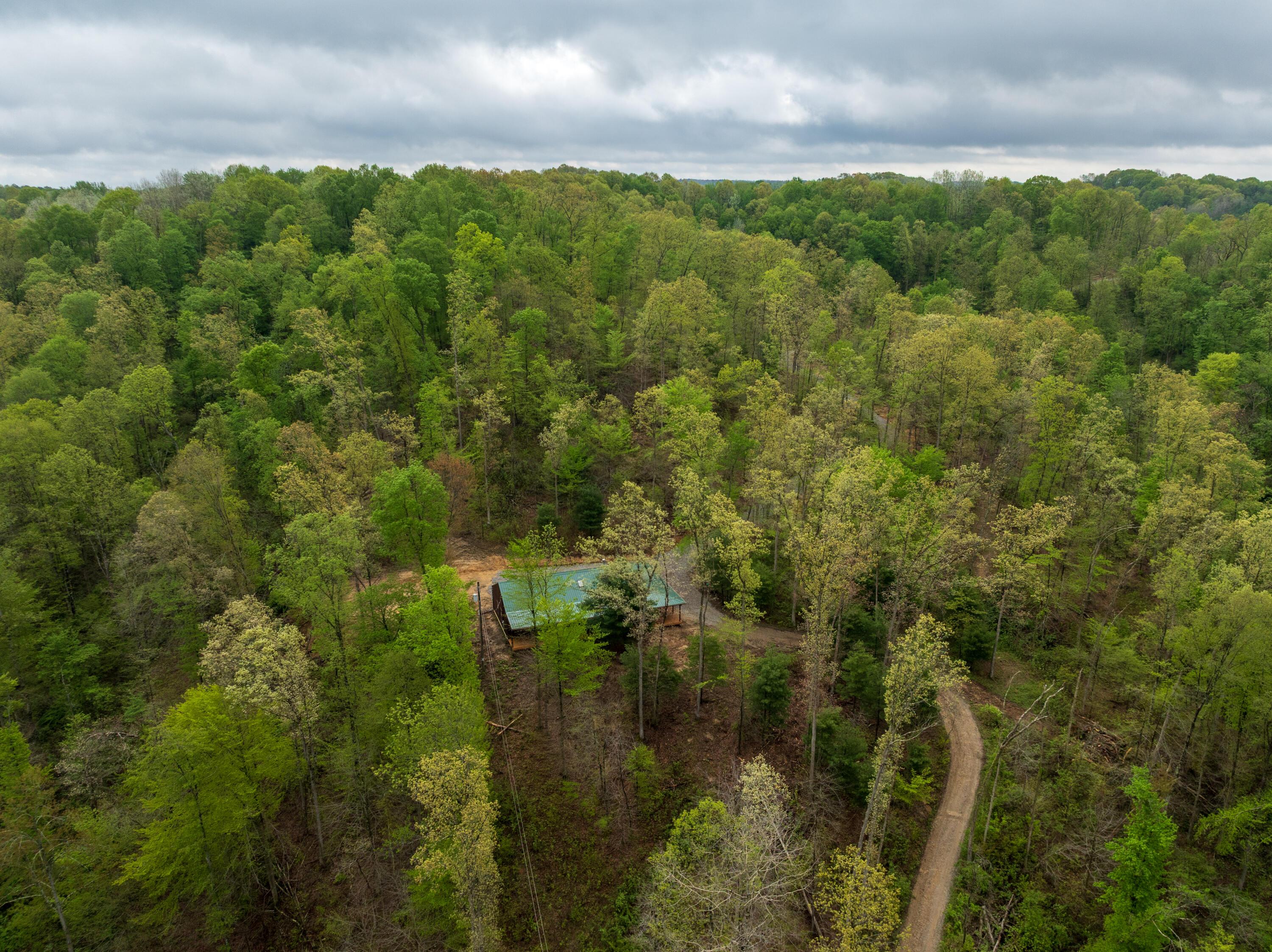 36472 Kern Road, Nelsonville, Ohio image 5