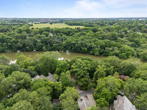 Photo of 6527 Quarry Lane, Dublin, OH 43017 (MLS # 225020574)