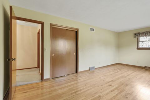 Tiny photo for 8869 Chevington Chase Drive, Pickerington, OH 43147 (MLS # 225037541)