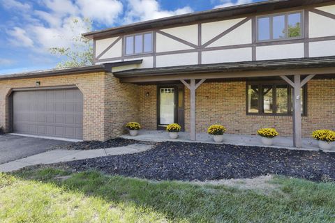 Tiny photo for 8869 Chevington Chase Drive, Pickerington, OH 43147 (MLS # 225037541)