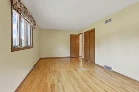 Tiny photo for 8869 Chevington Chase Drive, Pickerington, OH 43147 (MLS # 225037541)