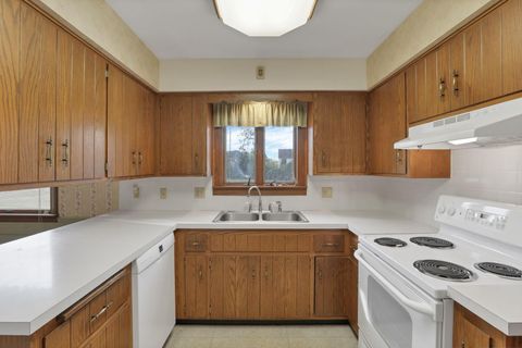 Tiny photo for 8869 Chevington Chase Drive, Pickerington, OH 43147 (MLS # 225037541)