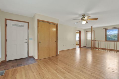 Tiny photo for 8869 Chevington Chase Drive, Pickerington, OH 43147 (MLS # 225037541)